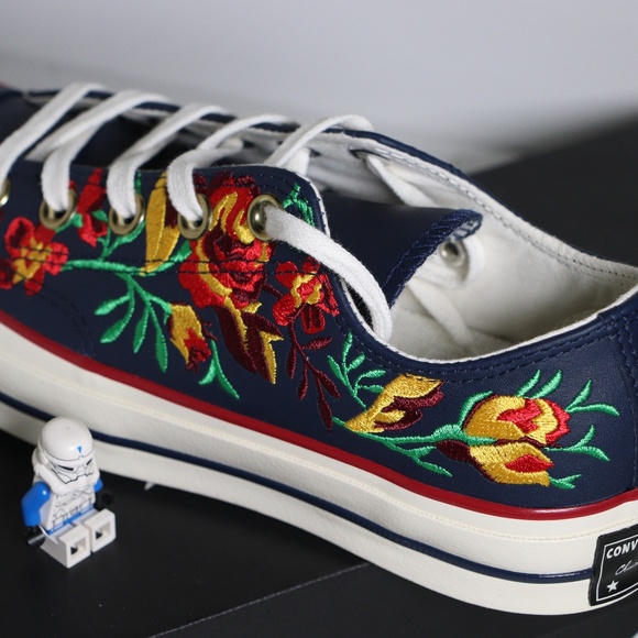 Converse Flowers / Navy Leather All Star Low Tops - Picture 4 of 7